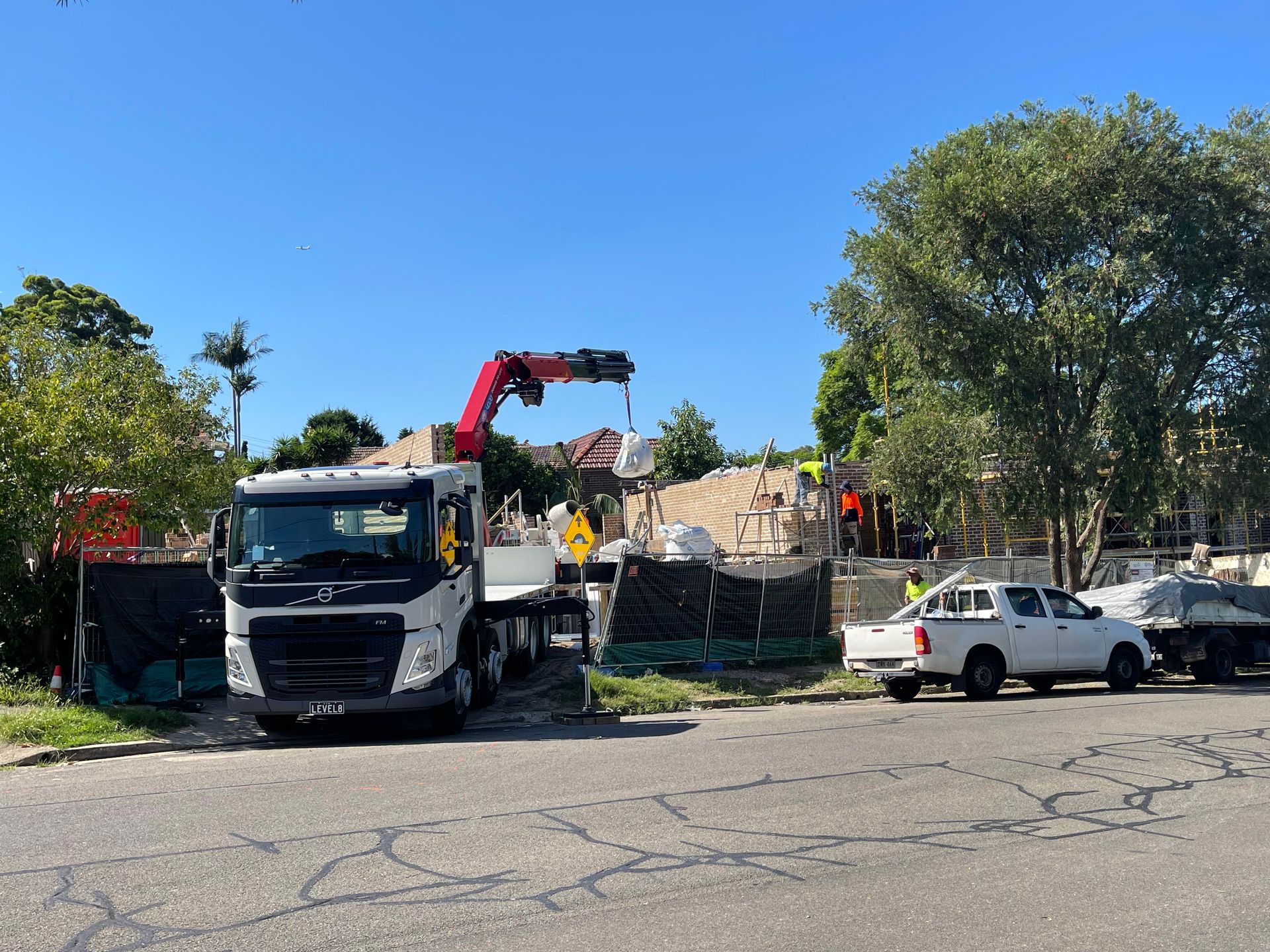 Earlwood Construction — Sydney, NSW — Level8 Cranes