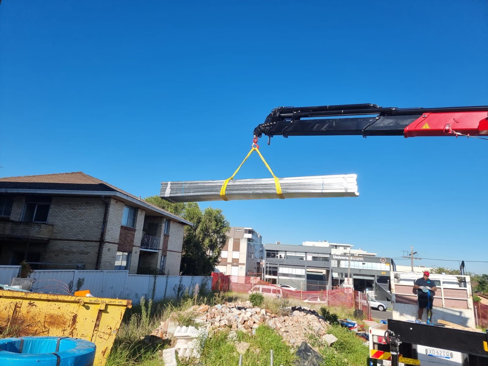 Lifting Aluminum Sheets — Sydney, NSW — Level8 Cranes