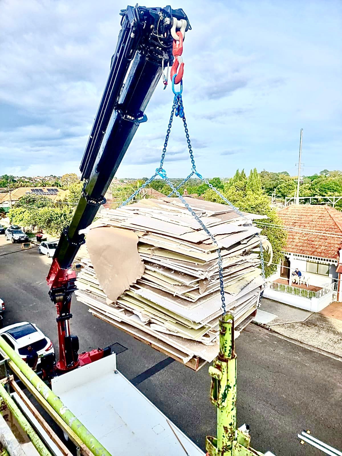 Earlwood Lifting Plywood — Sydney, NSW — Level8 Cranes