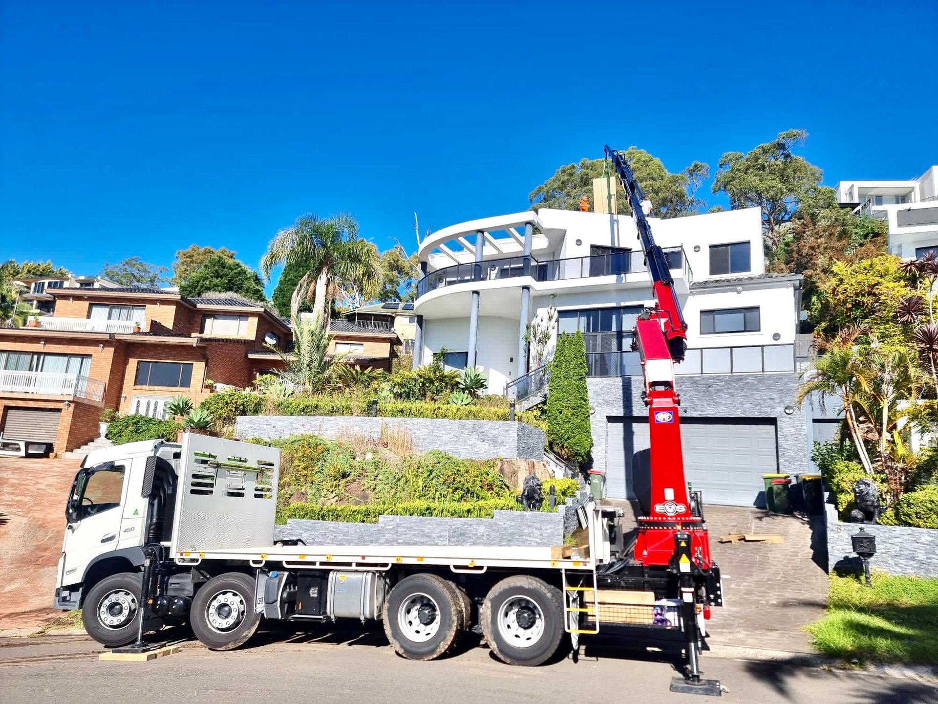 Crane on Residential Area — Sydney, NSW — Level8 Cranes