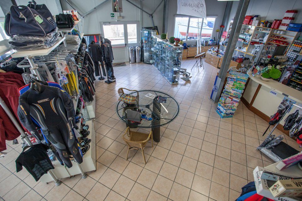 punto vendita per il settore nautico