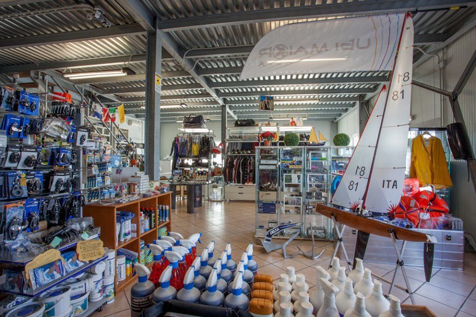 vendita di accessori nautici