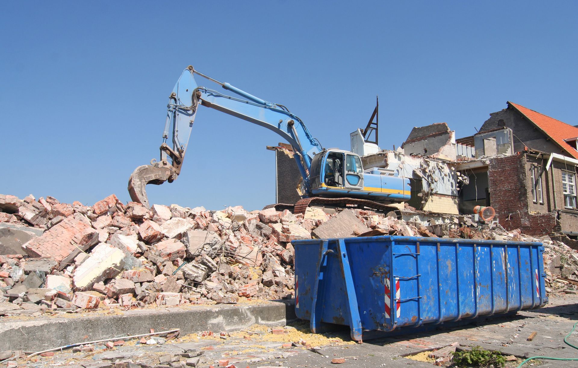 Site Clean Up in Oxnard, CA