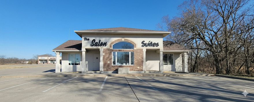 A beige, single-story 