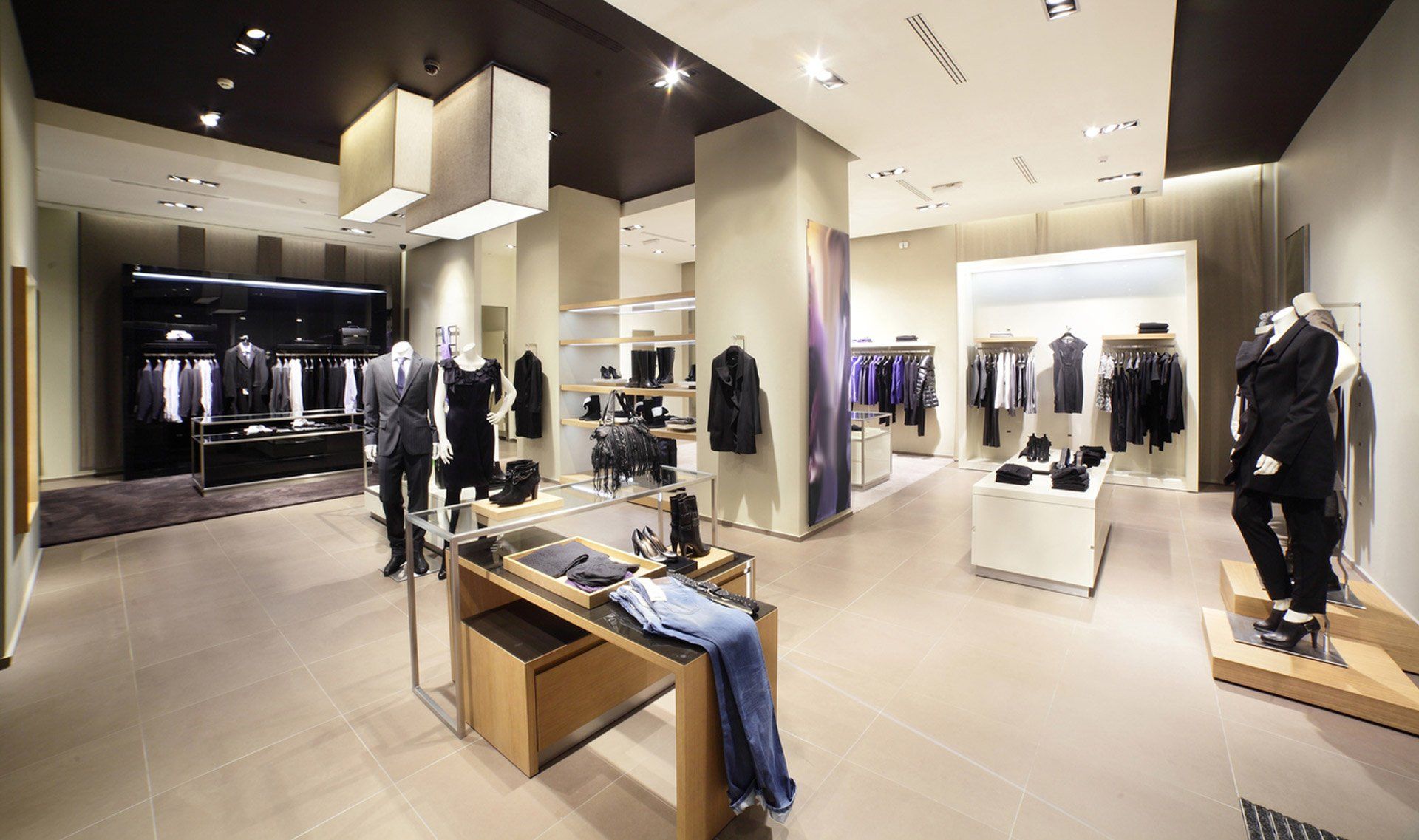 interior of clothing store built by P2 Consulting - Pittsburgh, PA