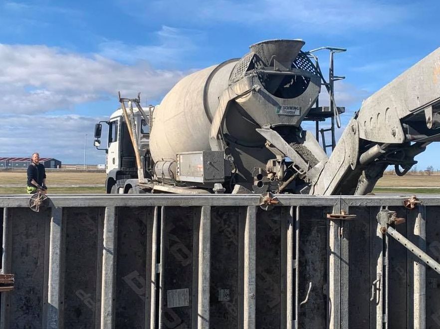 Spesían Steypustöð og Jarðvegsvinna