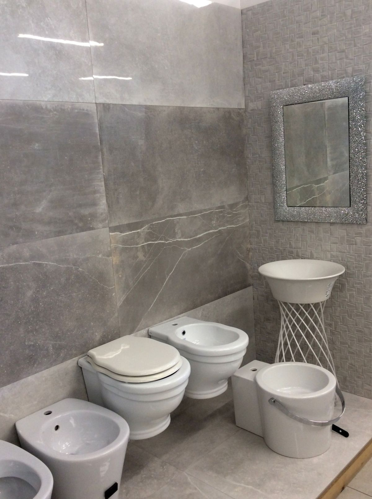 Sanitari in design e in stile classico