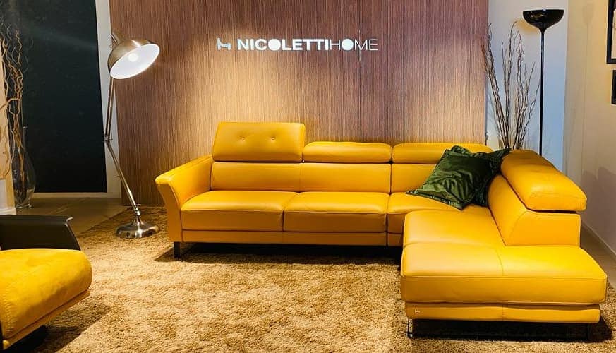 divano basso ad elle