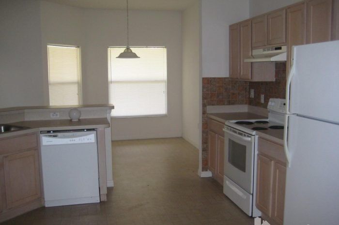 49 Pinecroft Interior