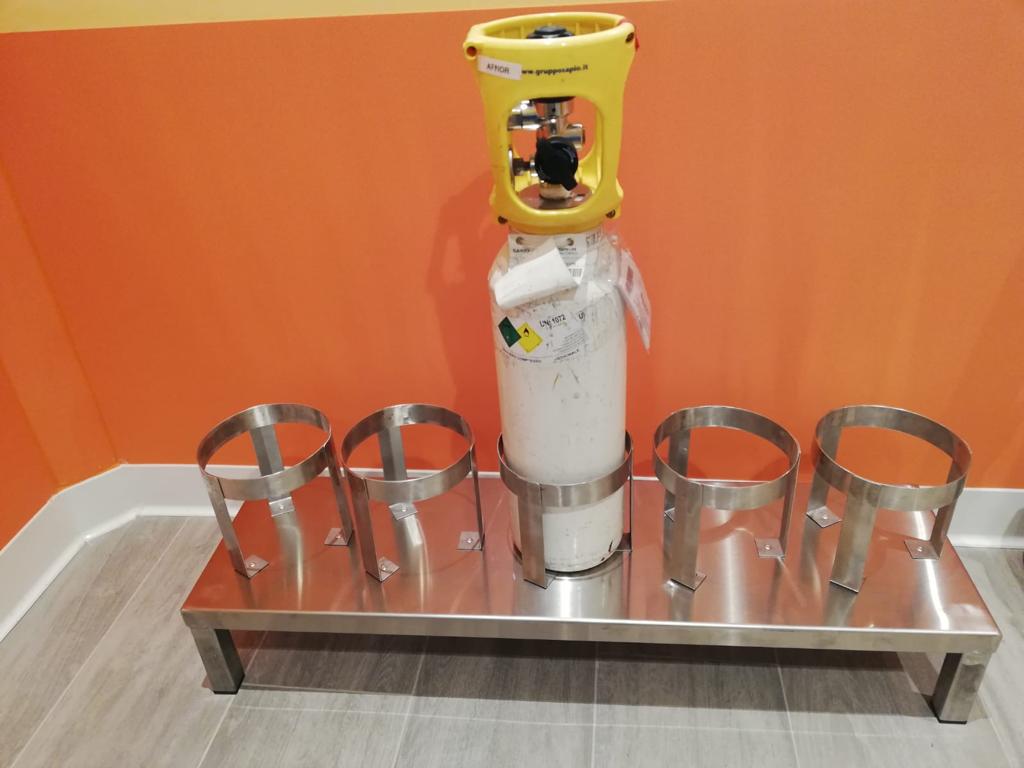 Porta bombole in acciaio inox 5 posti