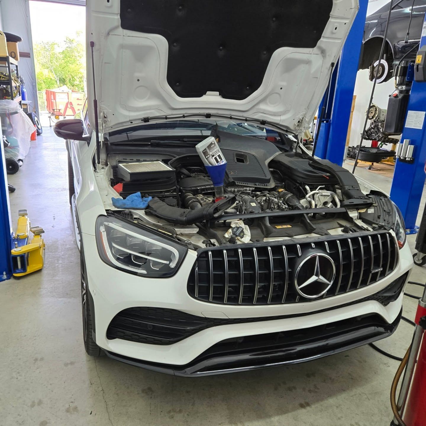 Mercedes Benz SUV Engine Bay Inspection And Repair Service | MB1 Autohaus