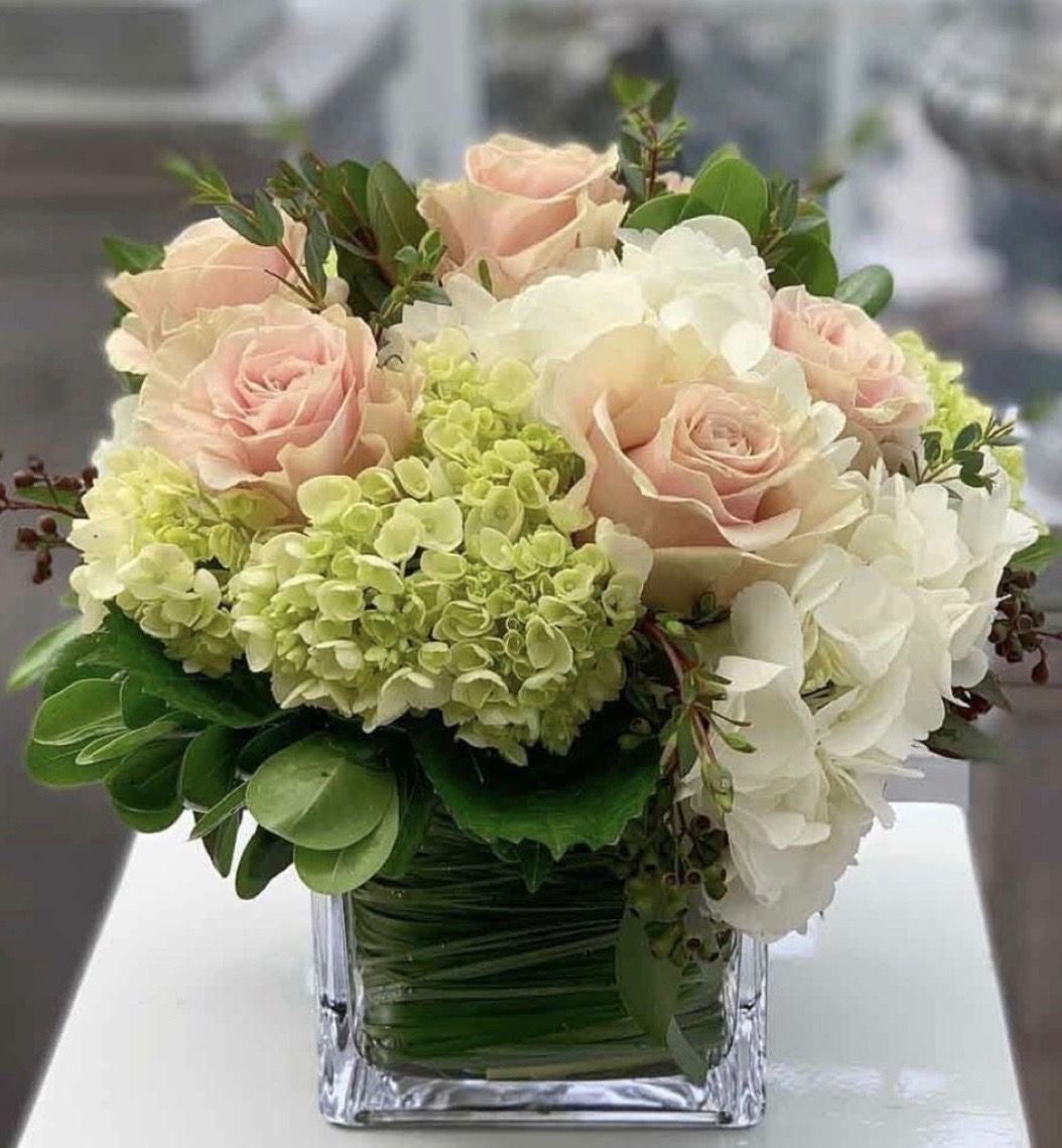 Blush Garden Luxe Cube