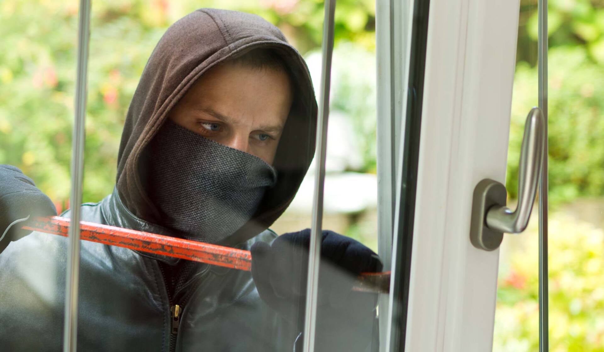 4 Steps to prevent home burglary