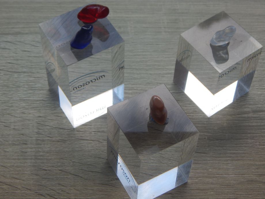 apparecchi acustici invisibili