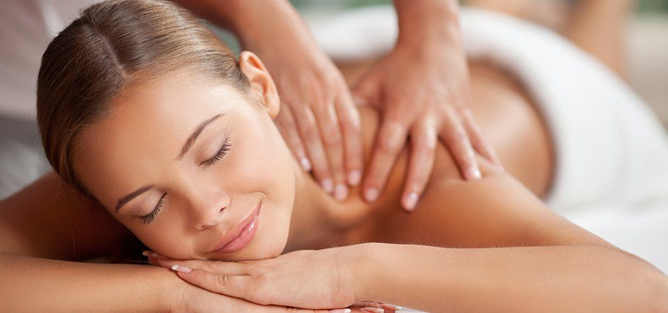 a relaxing body massage