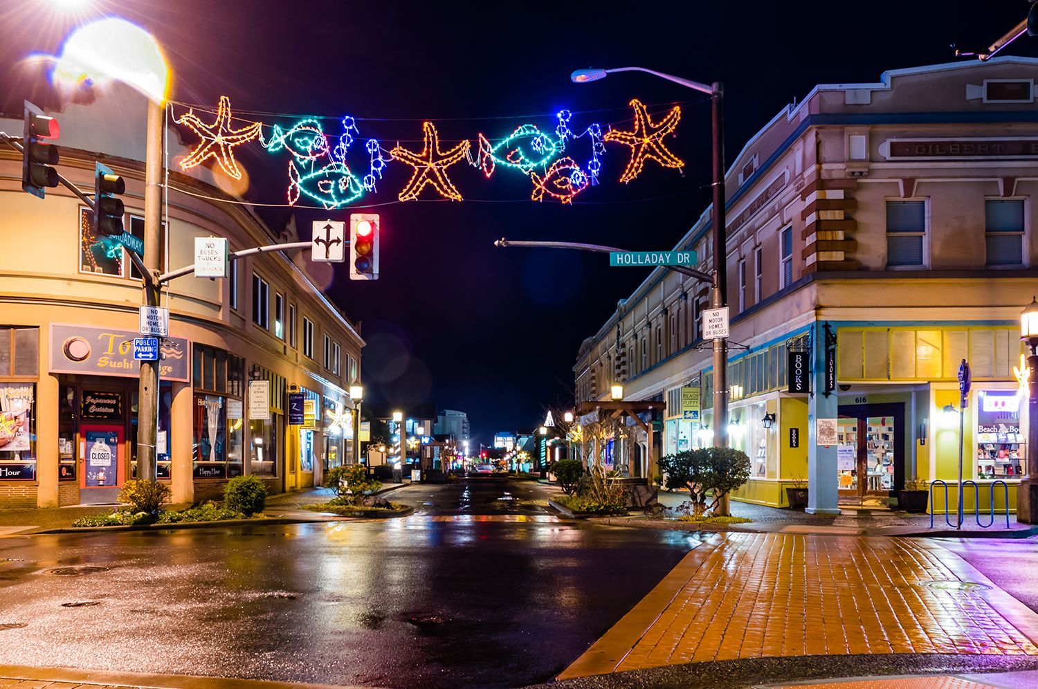 Downtown Seaside at night