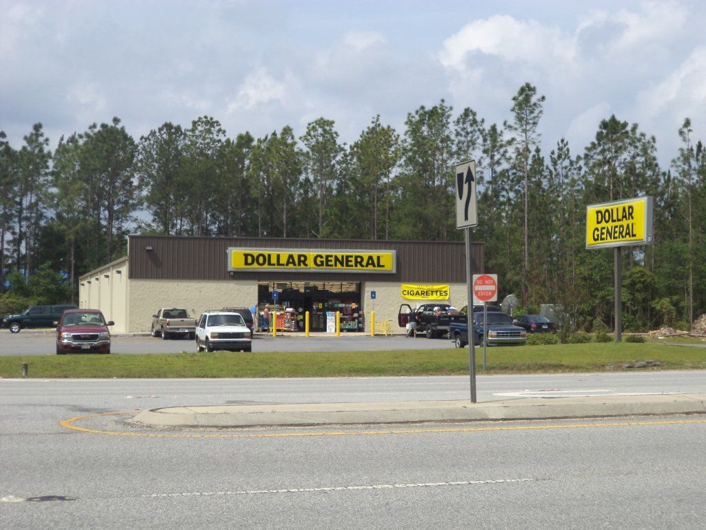 Licensed Electrician — Front View of Dollar General in Columbus, OH