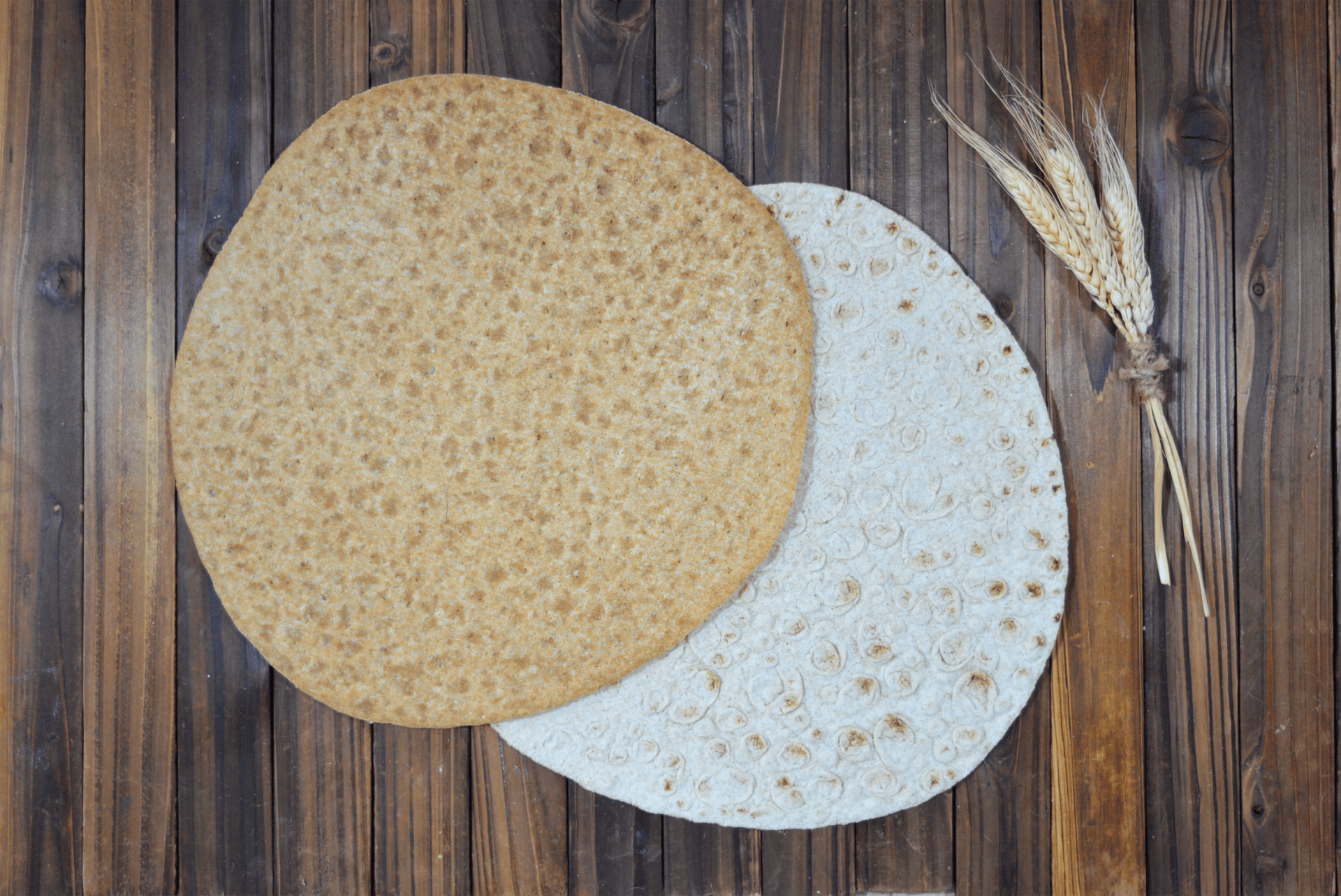 Wooden background with Tannour Bread