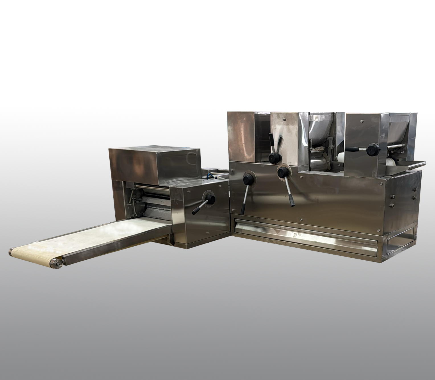 Automatic Dough Flattener as part of the Arabic Pita bread line