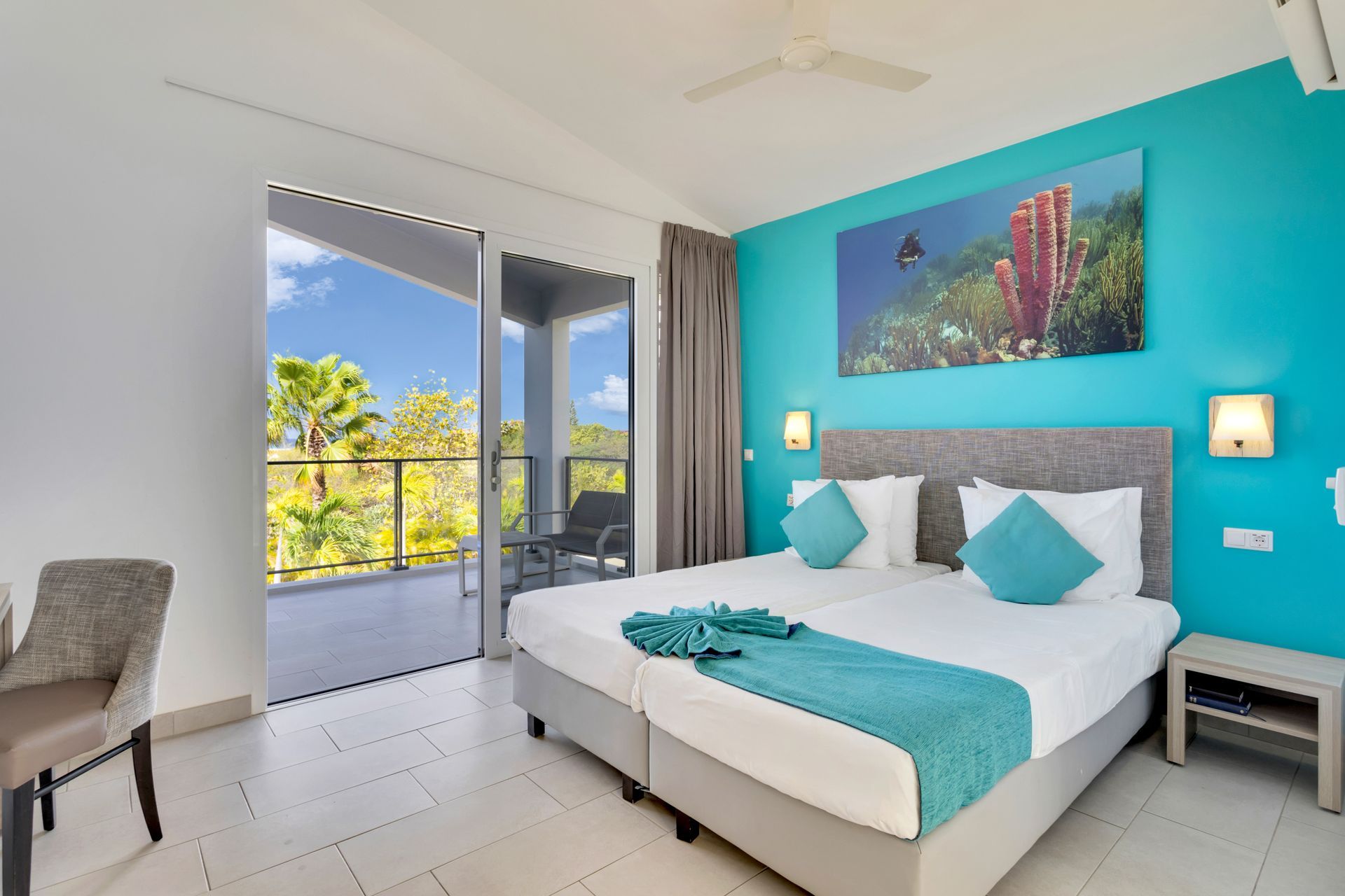 Rooms | Delfins Beach Resort