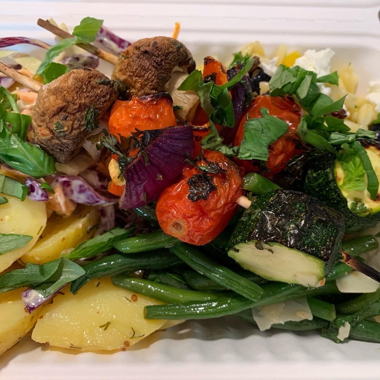 vegetable kebab & salad box