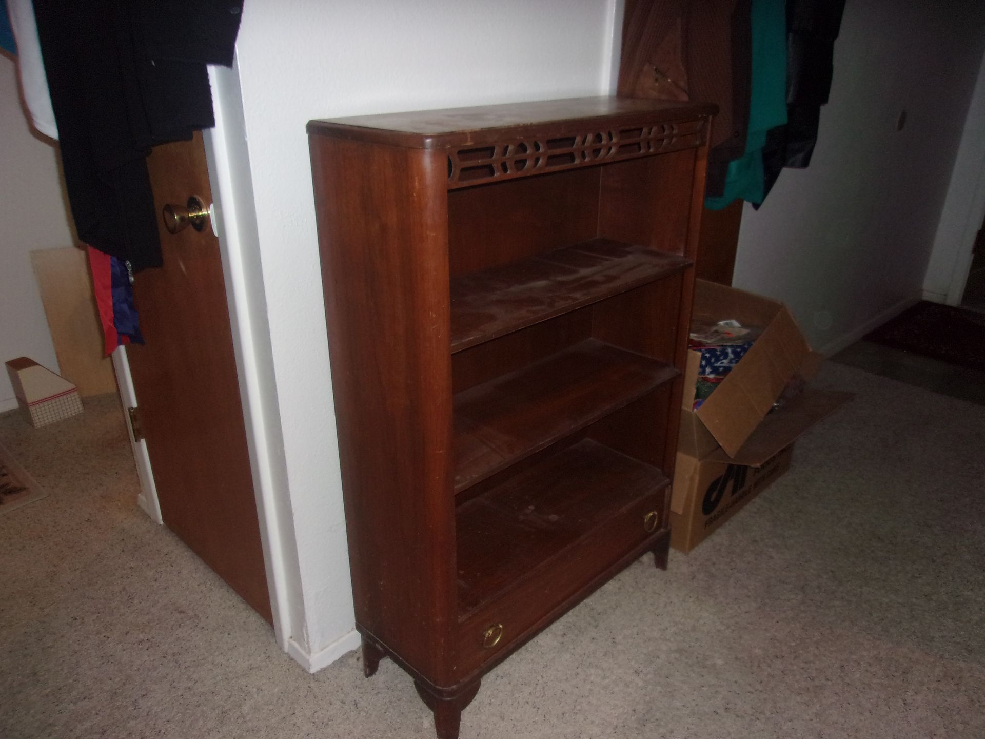 Estate Sale Auctioneer Near Me