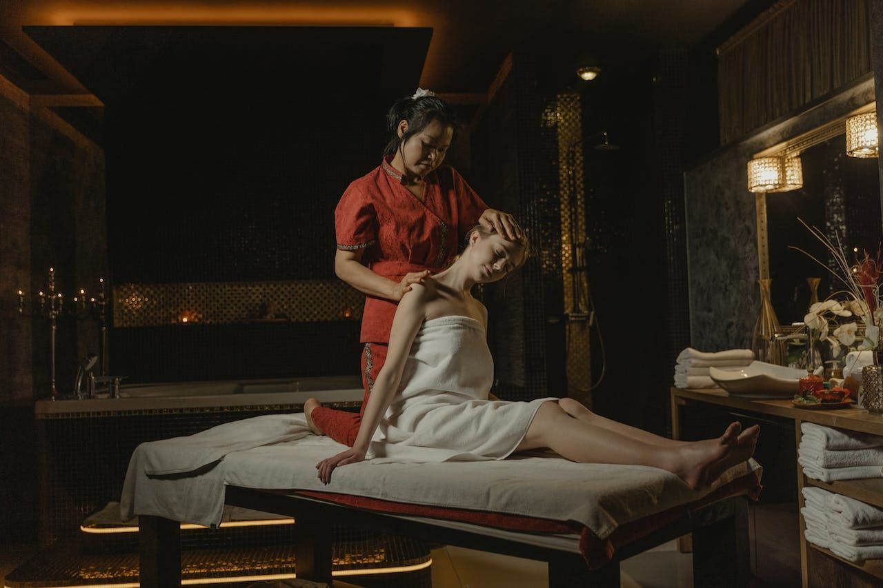 Thai Stretching and Deep Tissue Massage