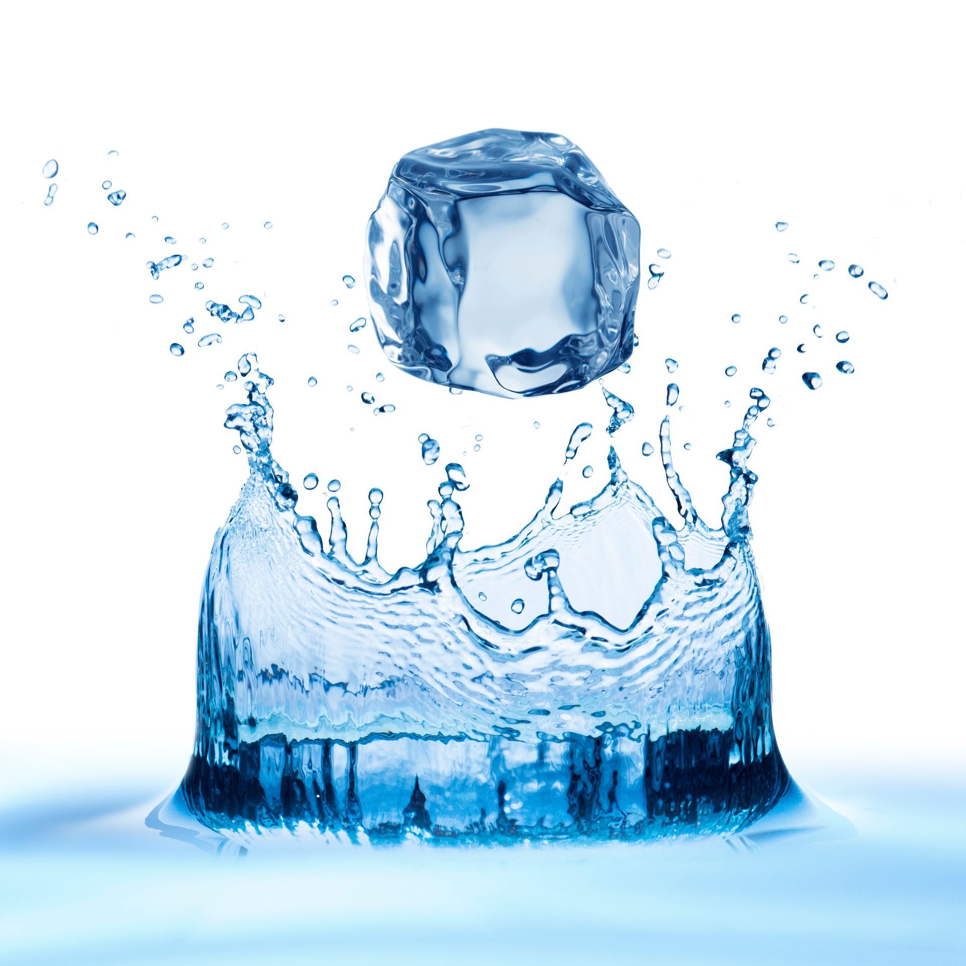 AGUA PURIFICADA DE LAS MONTAÑAS - AGUA POTABLE