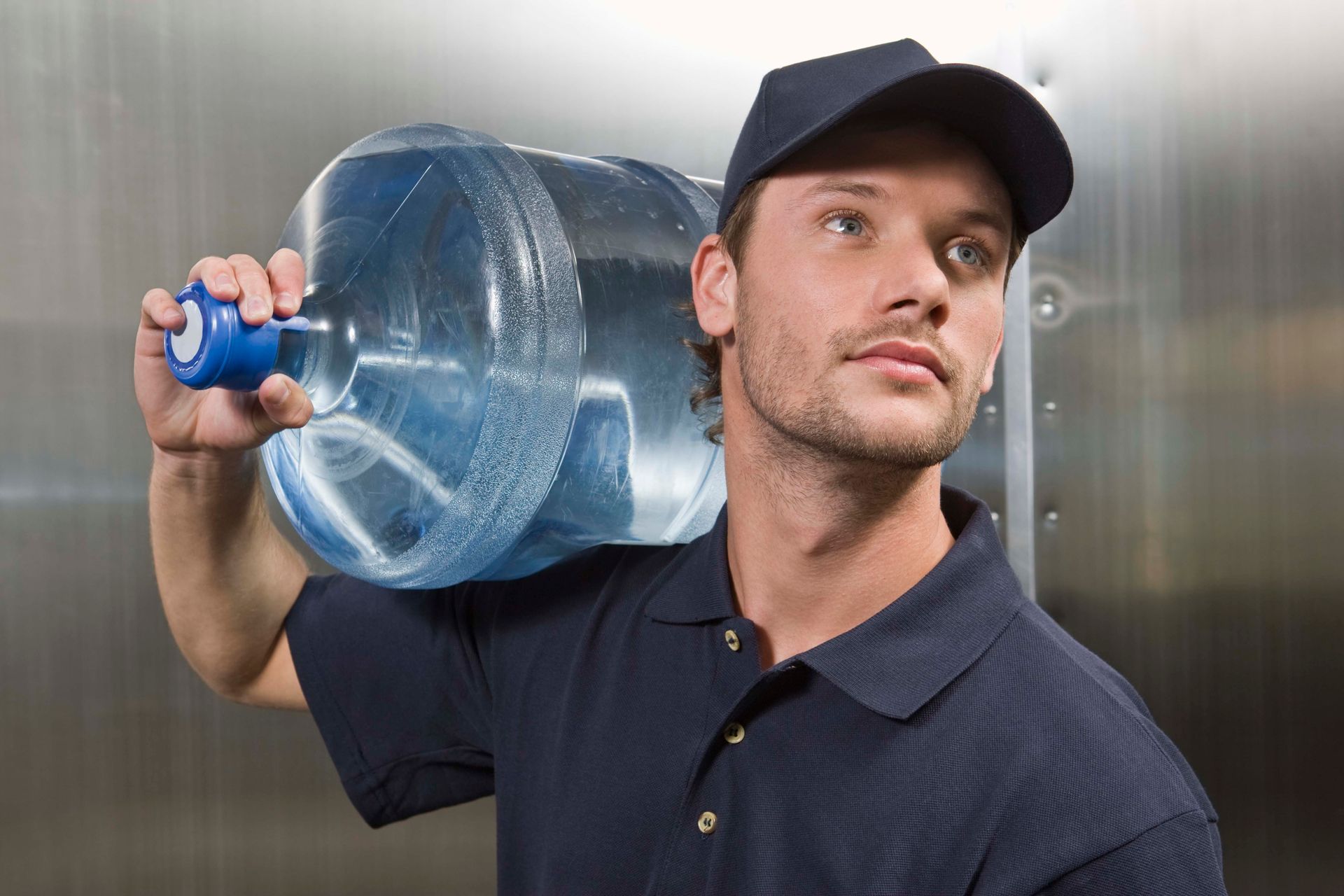 AGUA PURIFICADA DE LAS MONTAÑAS - ENTREGA DE AGUA