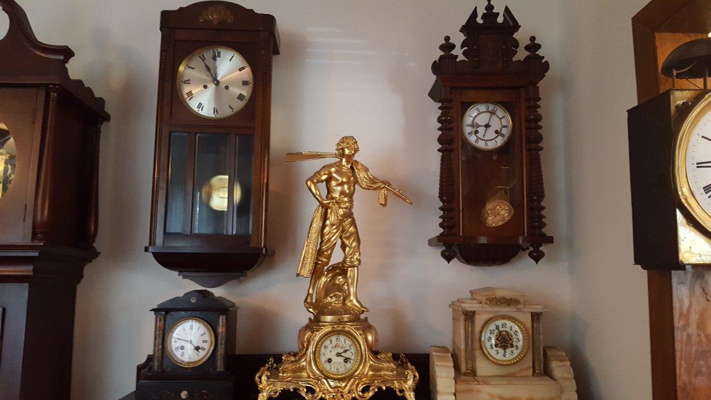 Hunter Design Clock — Charleston, SC — Captain Mikes Clock Shop