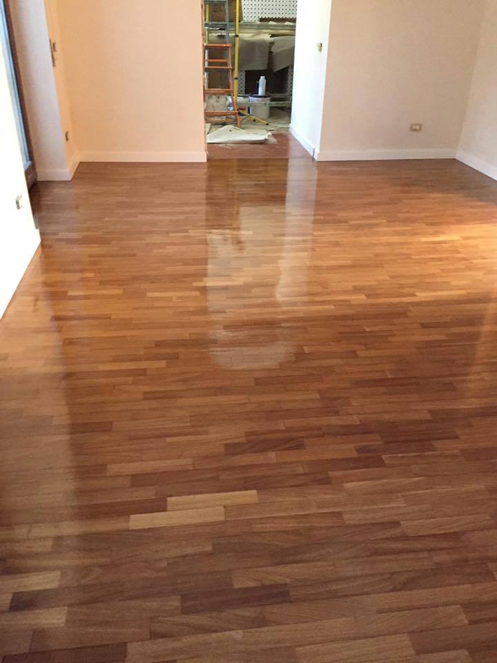 lucidatura pavimento in legno