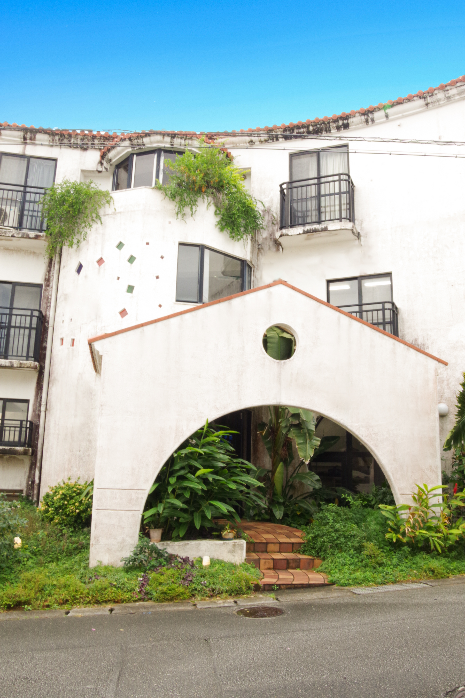 Eingang der Okinawa-Schule