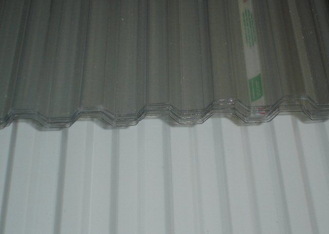 Corrugated Poly Carbonate 50
