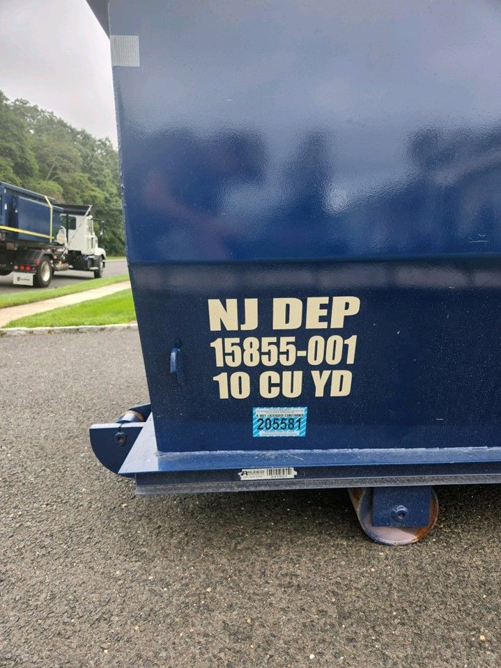 10 Cubic Yards Dumpster — Brick, NJ — Bluefinn Roll-Off Dumpster Rental