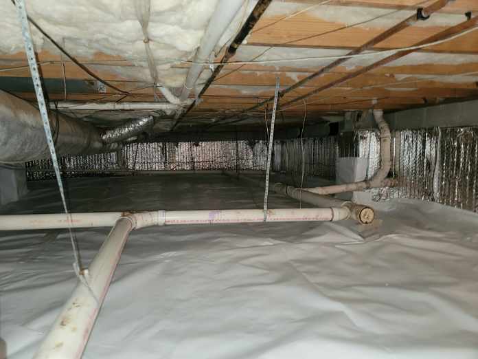 photo of a crawl space encapsulation