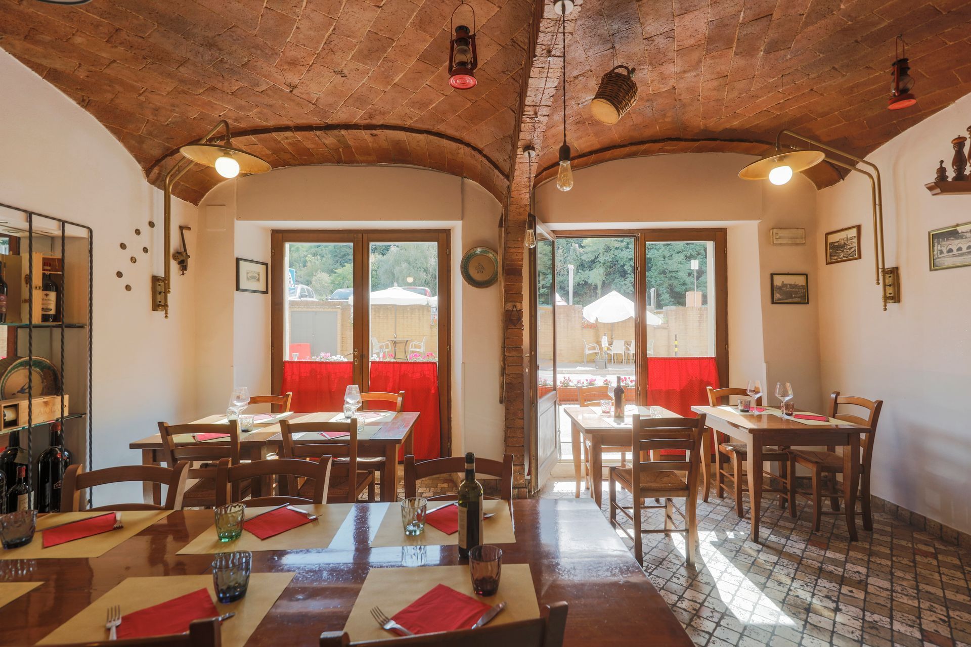 Osteria Sotto le Fonti locale