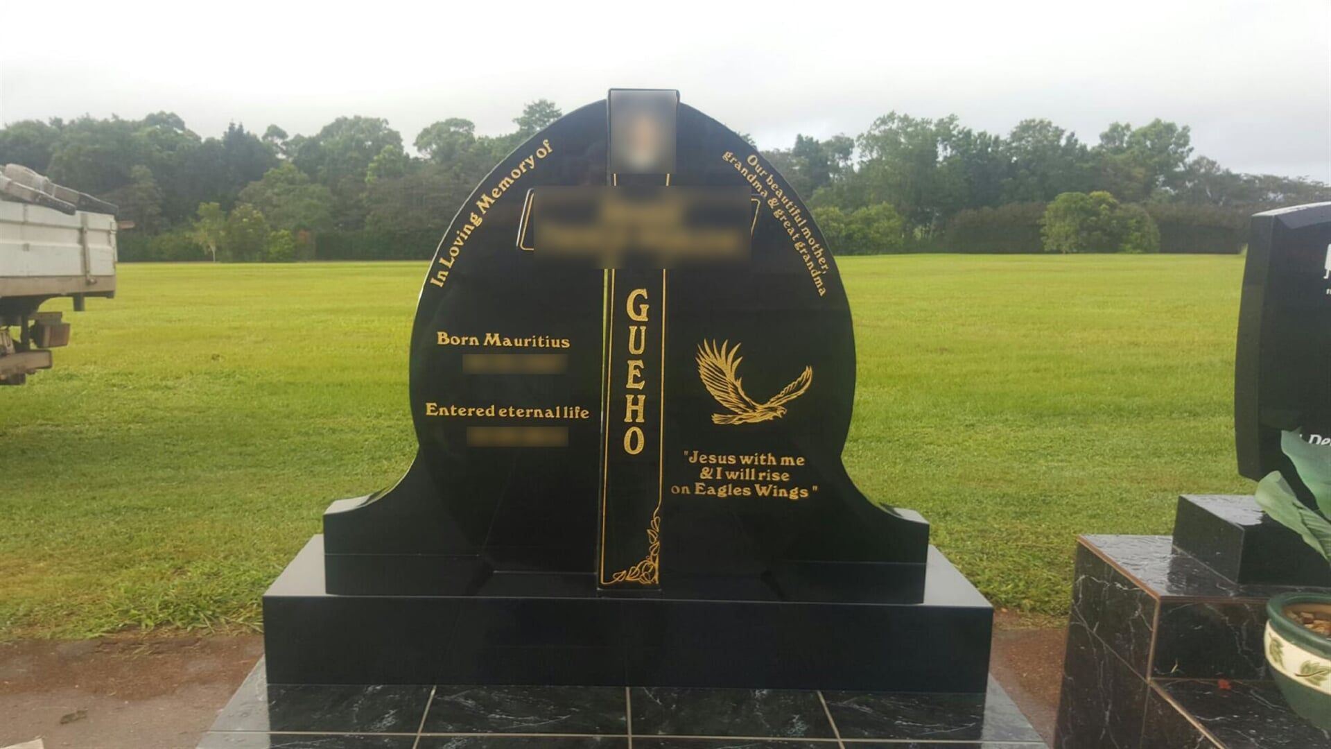 Headstone — De Lai Monumental & Granite in Atherton, QLD