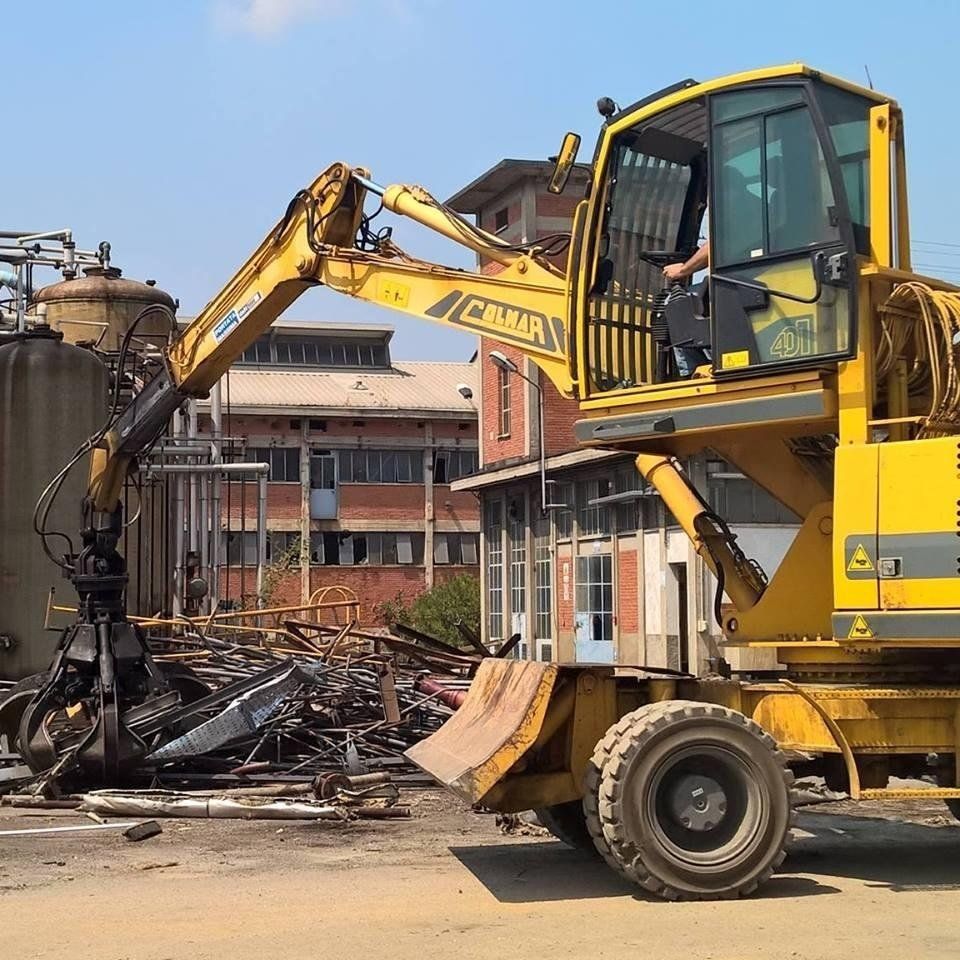 macchinario per raccolta rifiuti