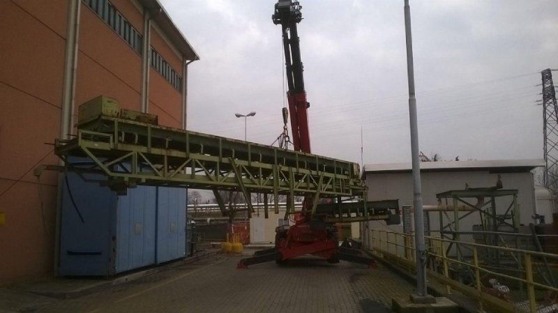 fabbrica di raccolta rifiuti acciaio