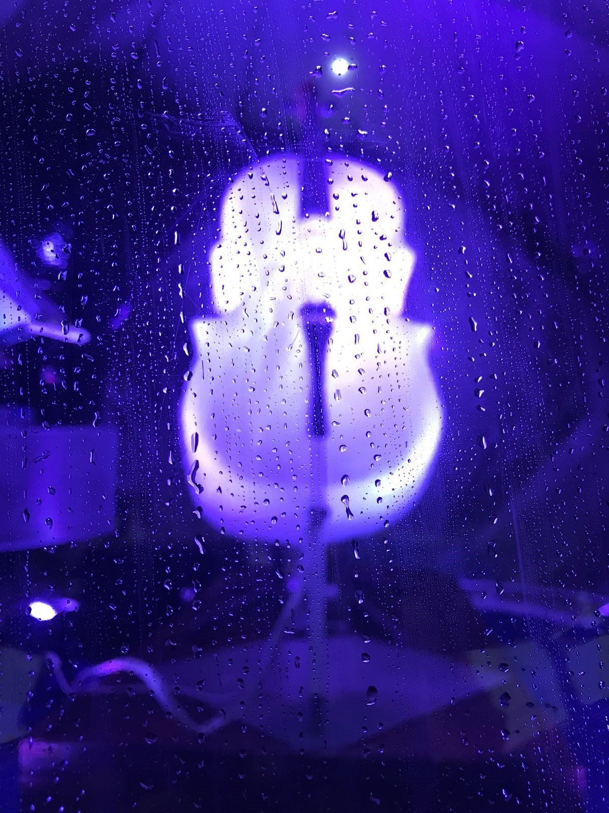 violoncello di ghiaccio.