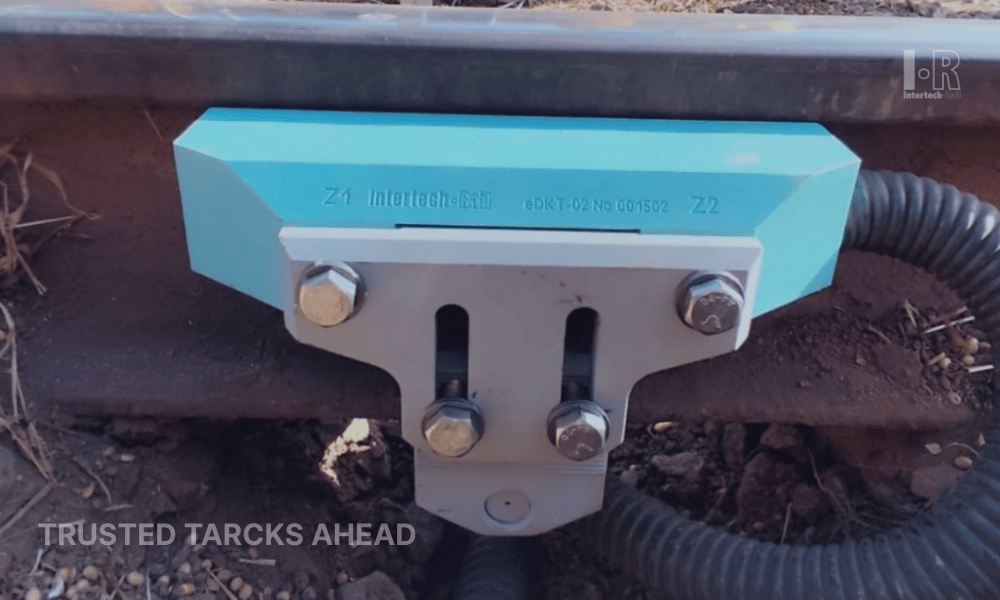 Wheel sensor detecting train axles for presence detection and axle counting in railway signaling sys