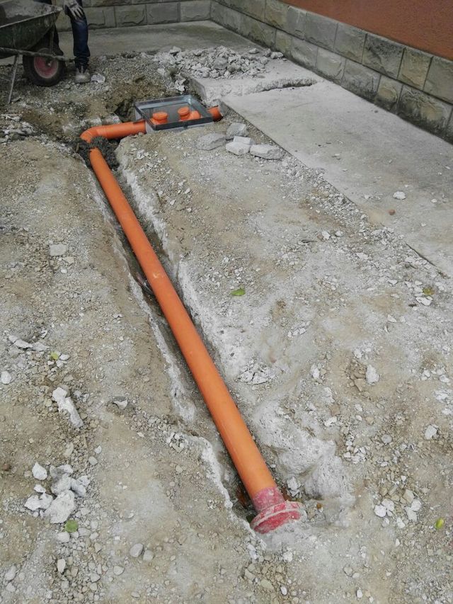 rifacimento impianto fognario