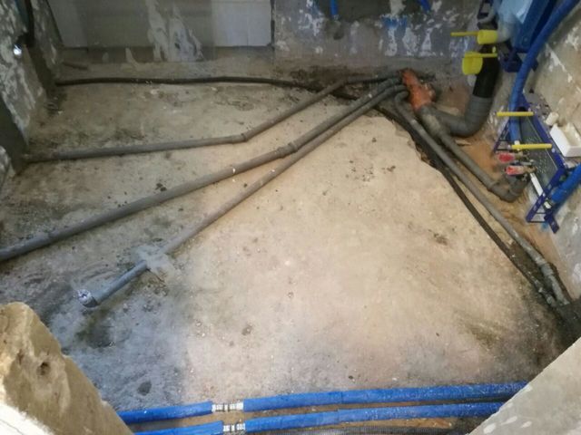 tubazioni per impianto fognario