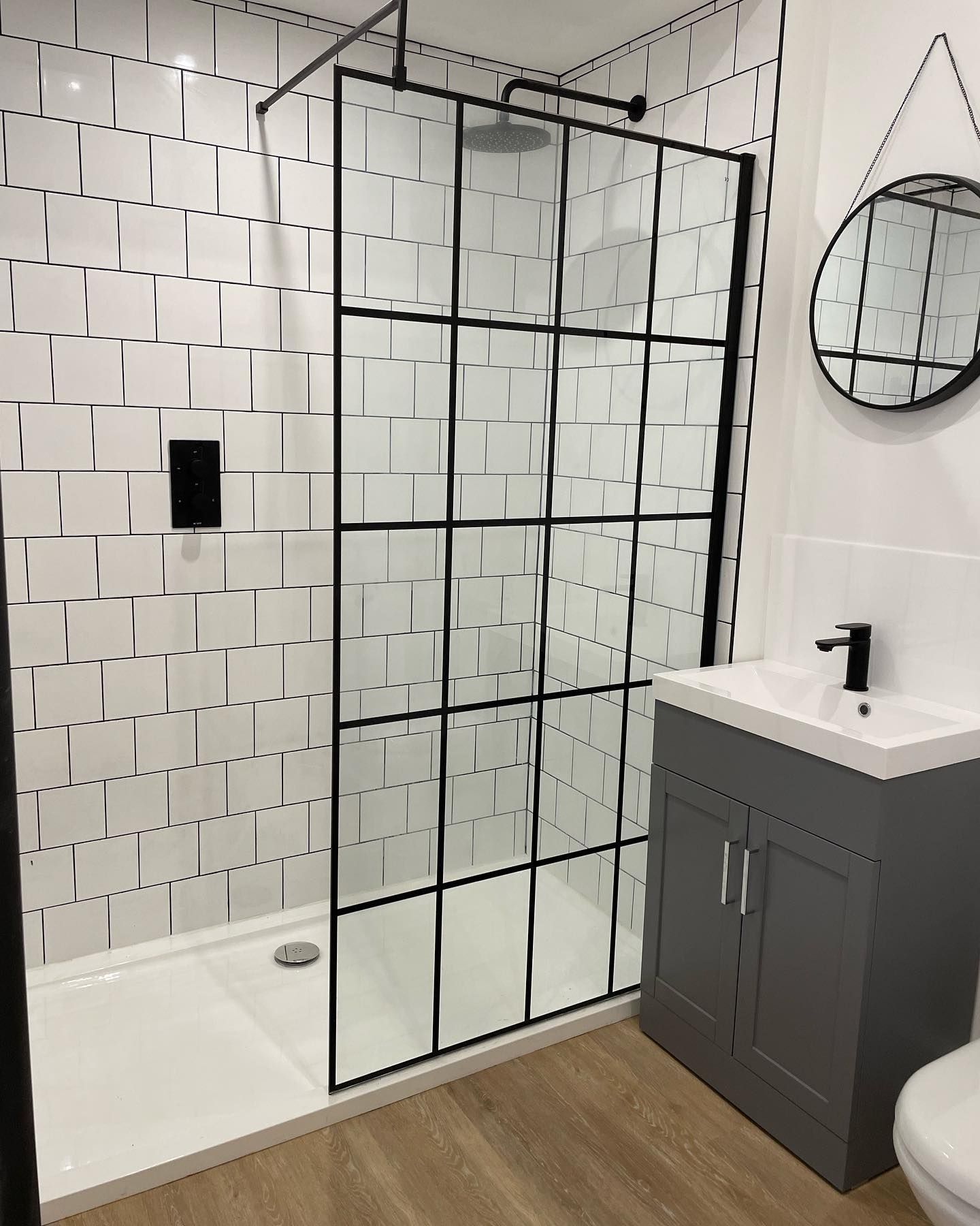 Photo of modern bathroom for home page for Waterworks Services Ltd