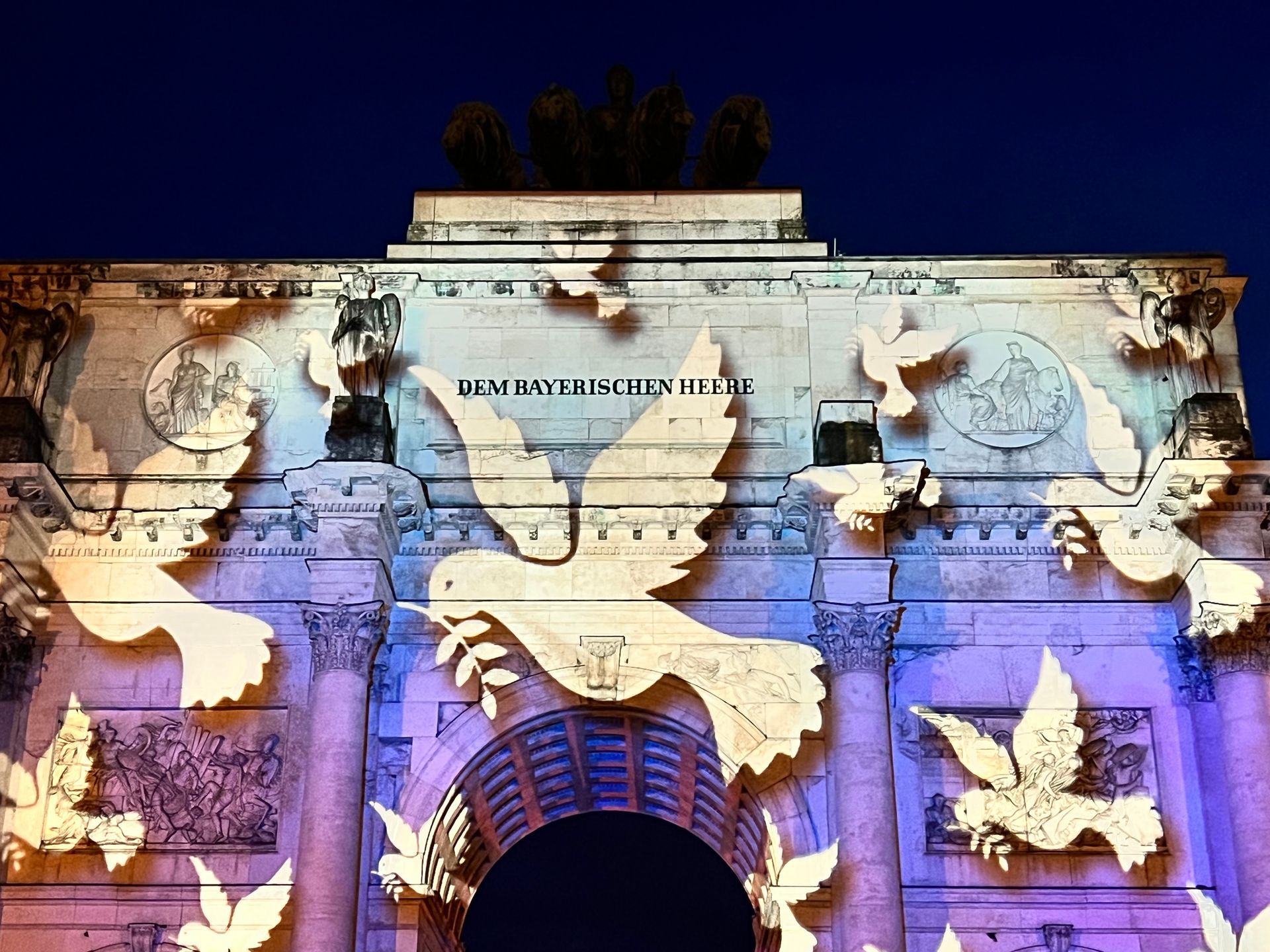 Friede oder Frieden?