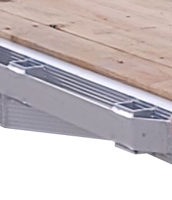 flat bed trailer with rub rails