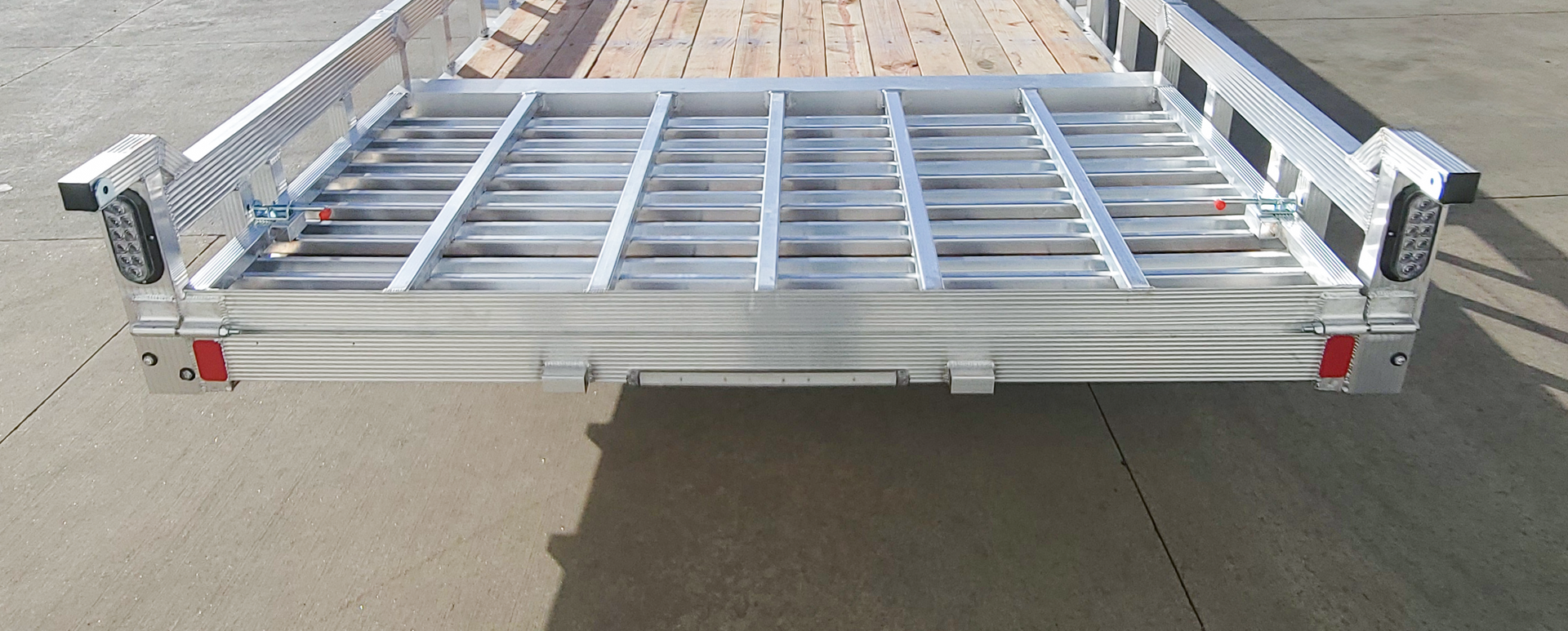 rear ramp lay down position