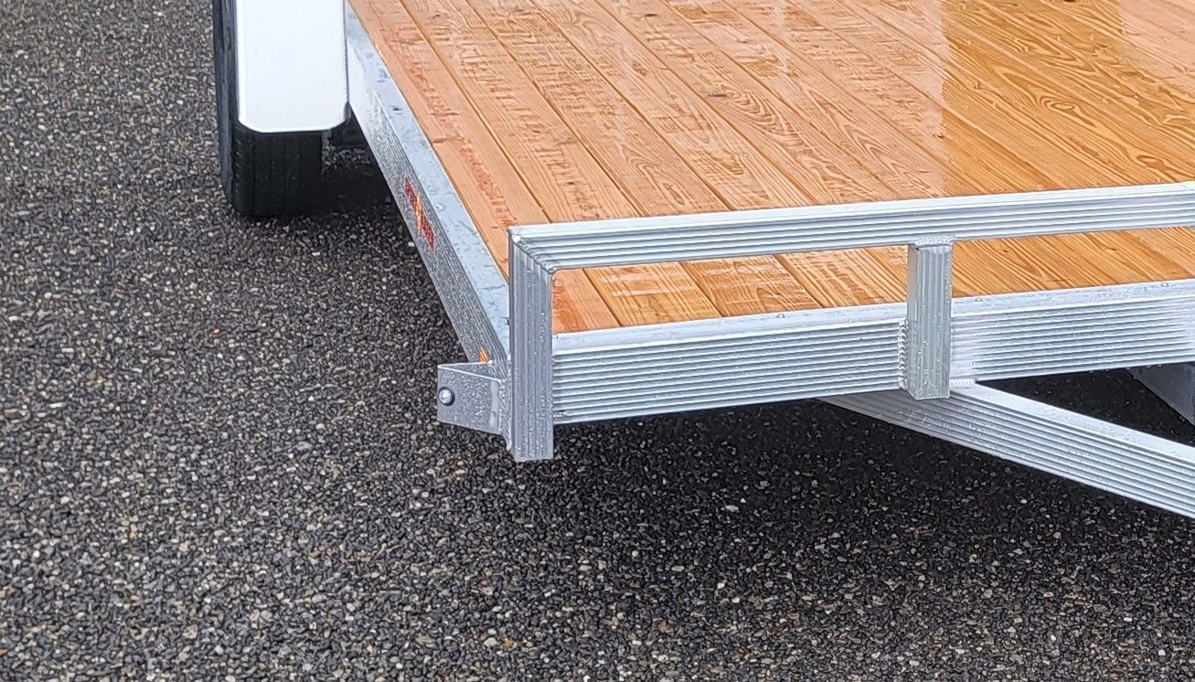 trailer with led lights