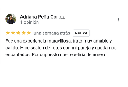 Una reseña de 5 estrellas que dice: "Fue una experiencia maravillosa. Trato muy amable y cálido"