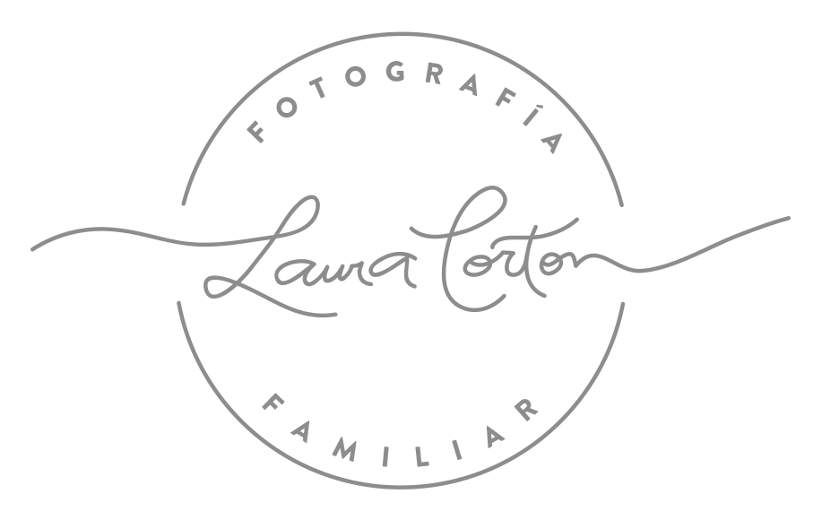 Laura Corton Fotografía  logo